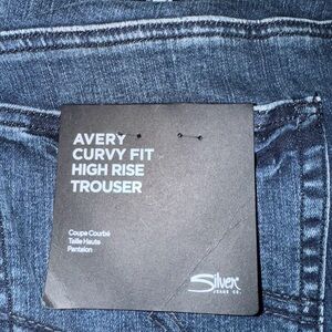 Silver Jeans Women's Avery High Rise Trousers - Dark Blue